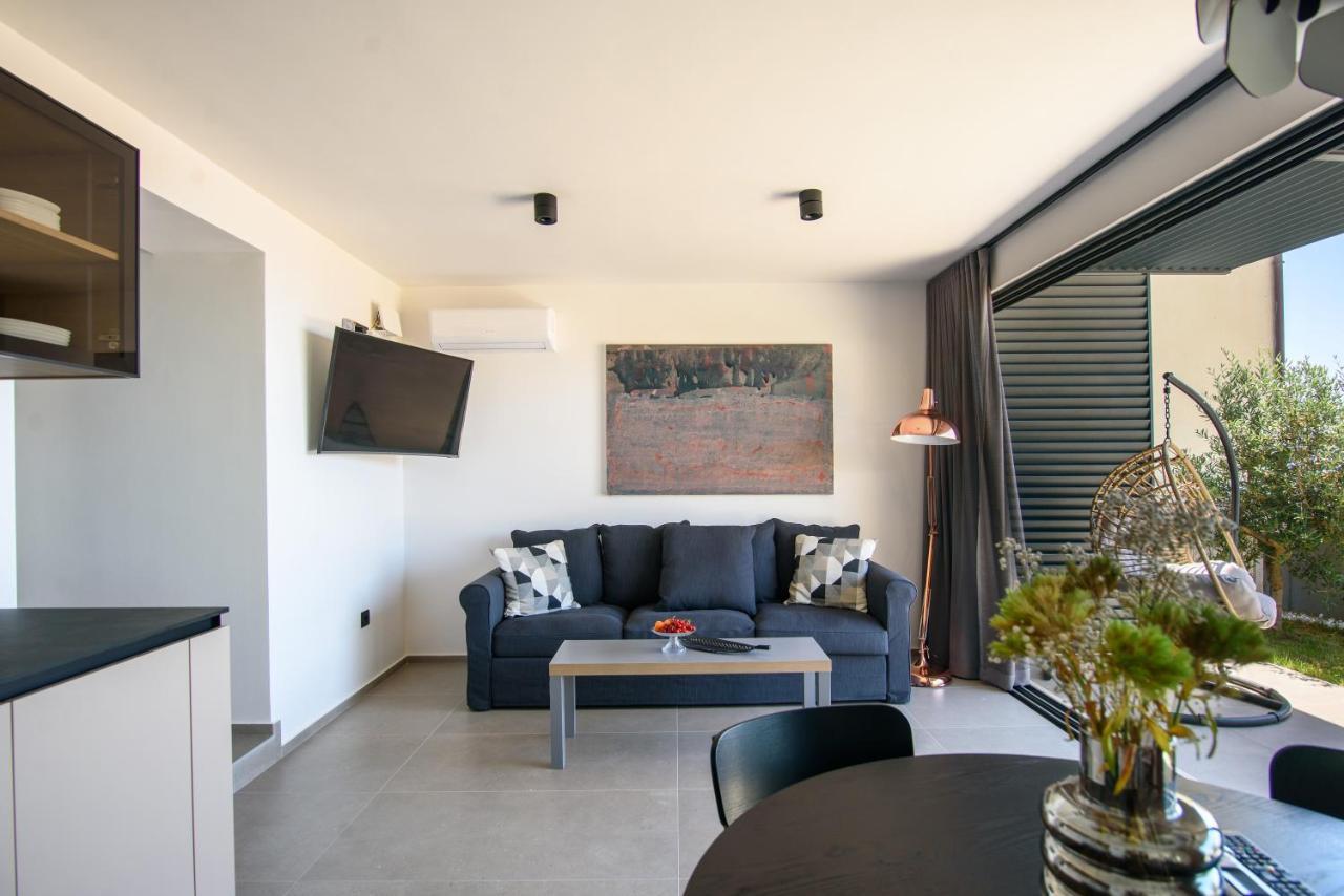 Grey Nest By Duhomes Apartment *