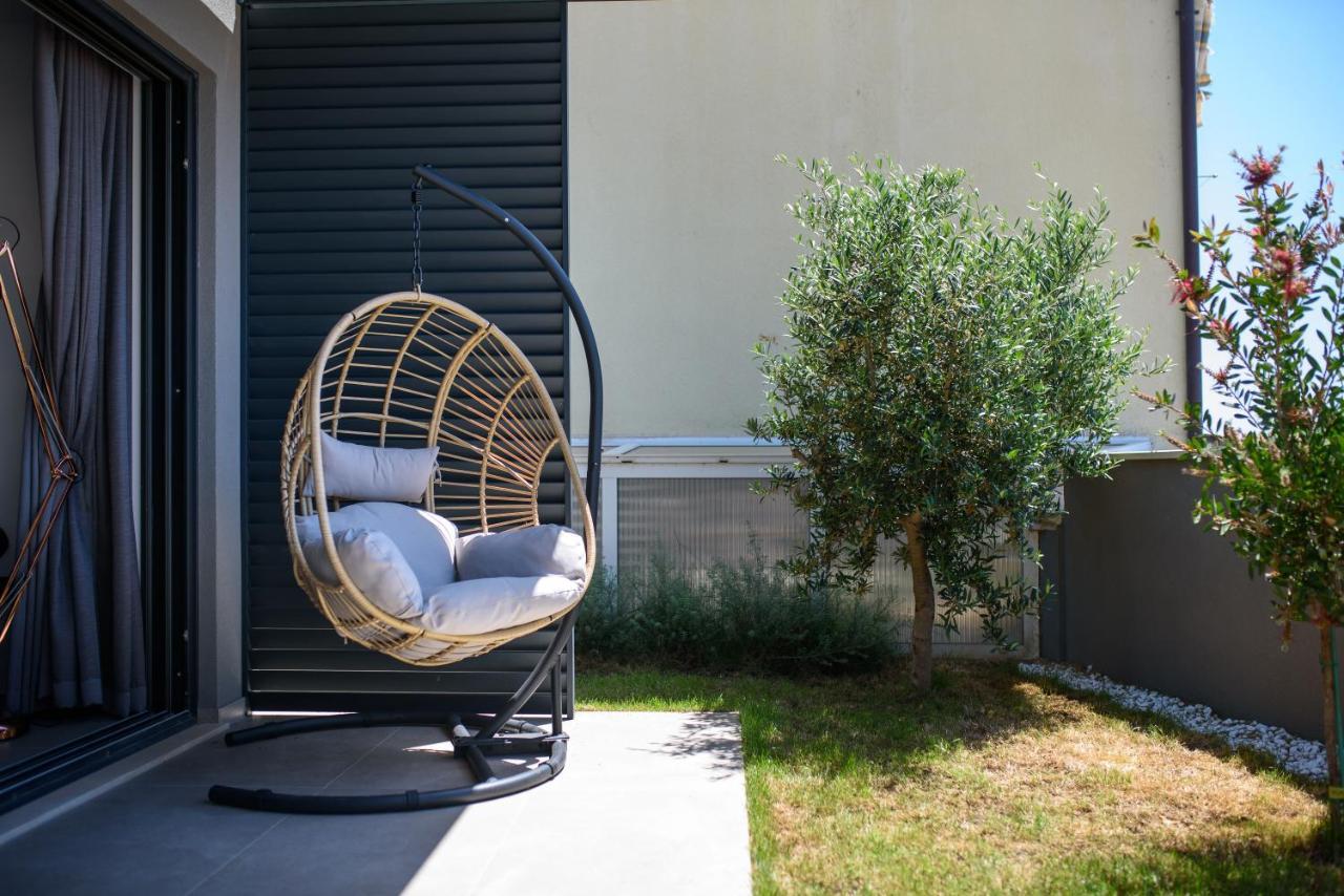 Grey Nest By Duhomes Apartment *